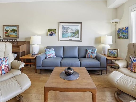 4th image of UNIT 327-1010 Ruth STREET E