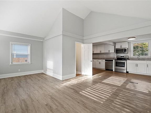 2nd image of 9301 Buckman Avenue