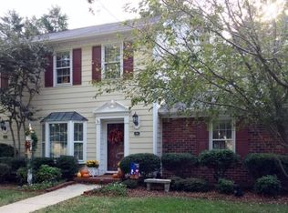 1112 Summer Pl, Greensboro, NC 27410