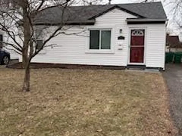 6110 Harrison St, Garden City, MI 48135