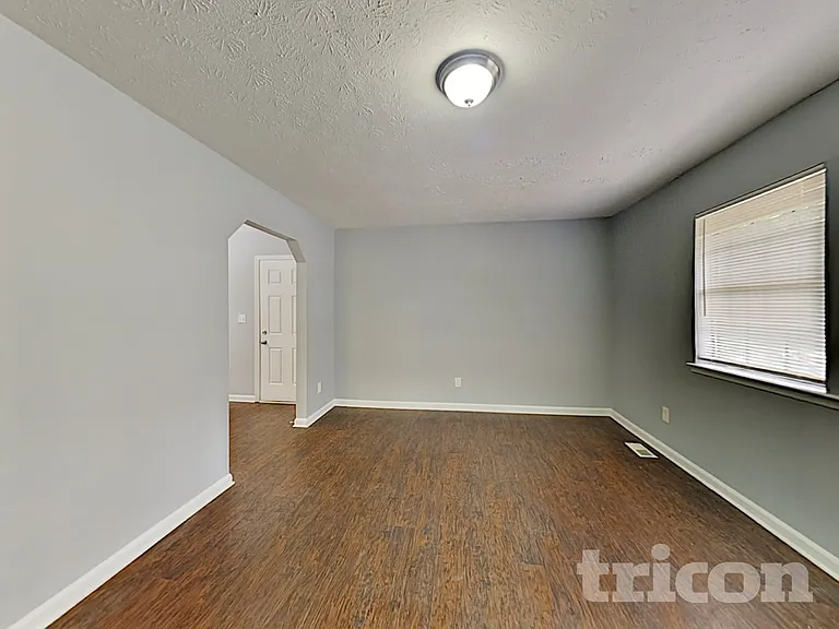3060 Orbit Cir — Photo 4