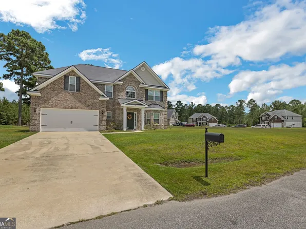 53 Greenbriar St NE, Ludowici, GA 31316