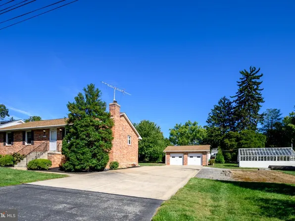 4806 Garrett Ave, Beltsville, MD 20705