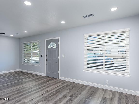 4th image of 3002 Felton St