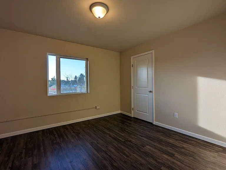 307 Main St #4 — Photo 7