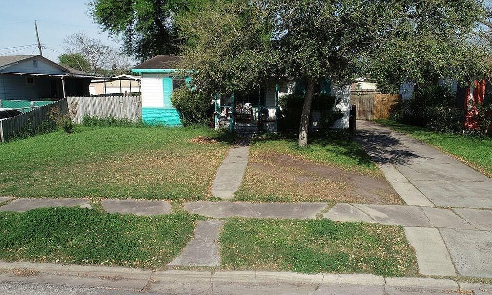 1st image of 4509 Moravian Dr
