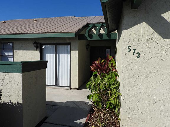 3rd image of 573 SW Sara Blvd