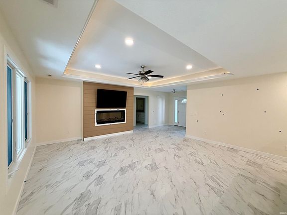 2nd image of 1099 W Fawn Ct