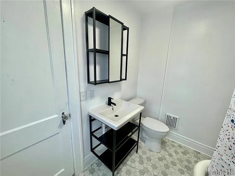 434 23rd St #UPPER — Photo 33