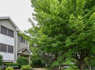 411 Willow St #411, Elburn, IL 60119