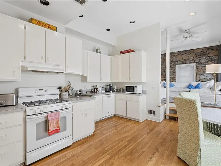 11 Polo Dr NE — Photo 7