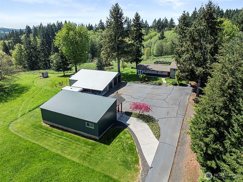 2nd image of 124 Gunnell Road