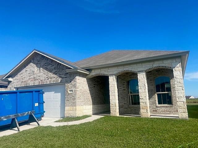 1st image of 1009 Ocean Breeze St
