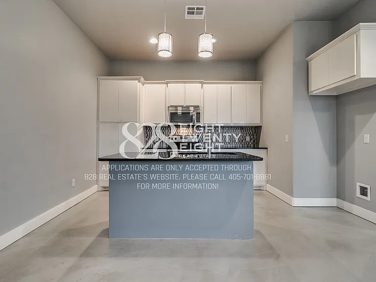 4732 W Main St — Photo 16