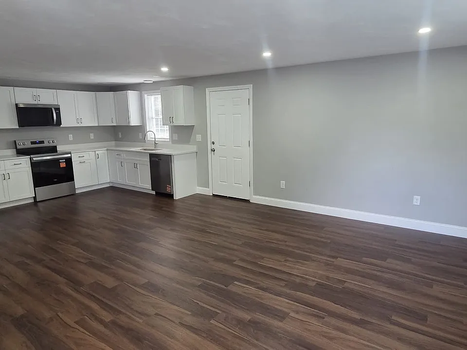 10 Sheridan St #2