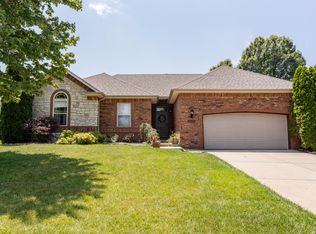 1746 Timber Ln, Republic, MO 65738
