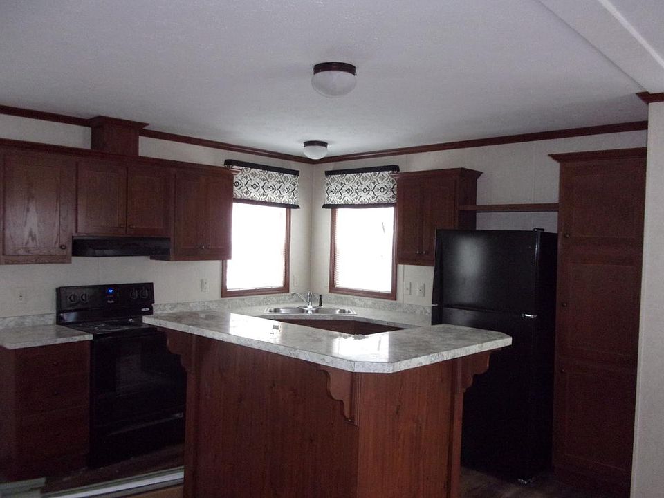 2nd image of 101 Ventoura Vista St