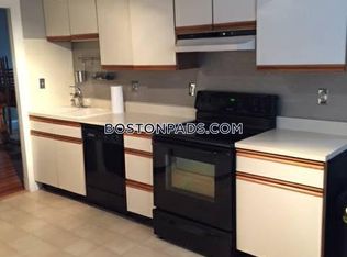 32 Edward T Sullivan Rd #0, Cambridge, MA 02138