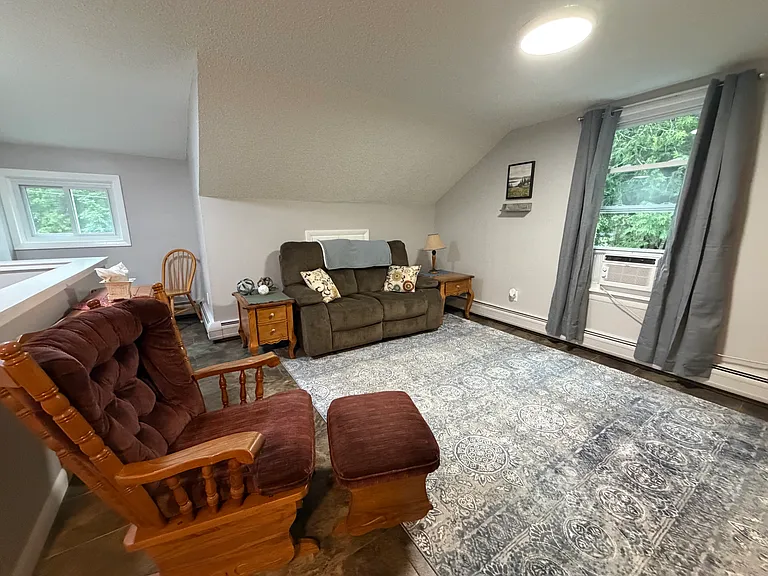 36 Edgemont Ave — Photo 1