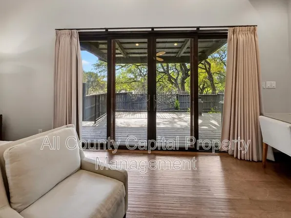 2113 Barbaro Way Unit 17, Spicewood, TX 78669