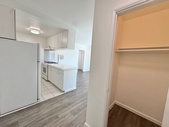 4th image of 11720 Bellagio Rd APT 204