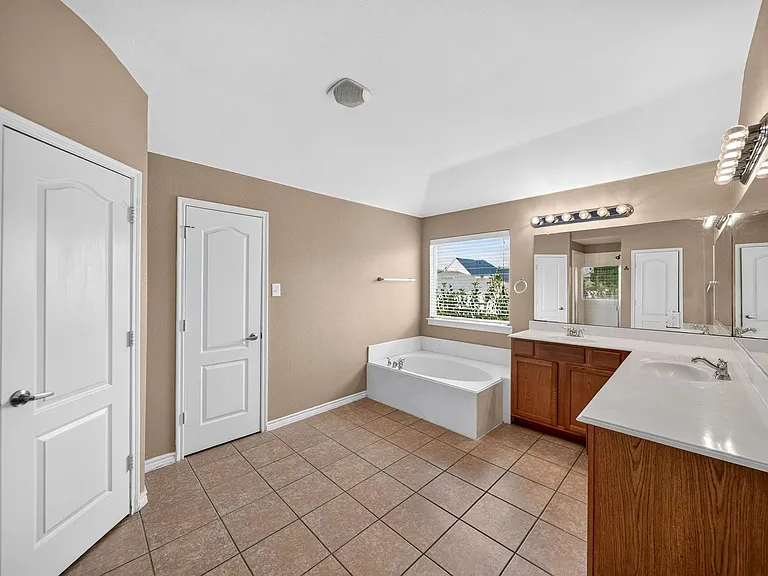 1232 Appalachian Ln — Photo 15