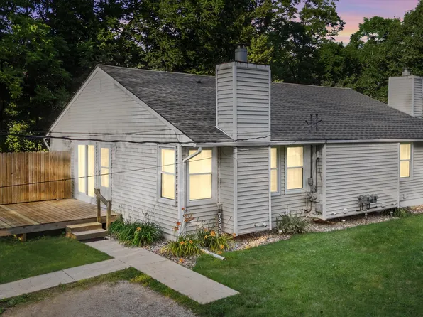 7839 Horseshoe Creek Ct, Whitmore Lake, MI 48189