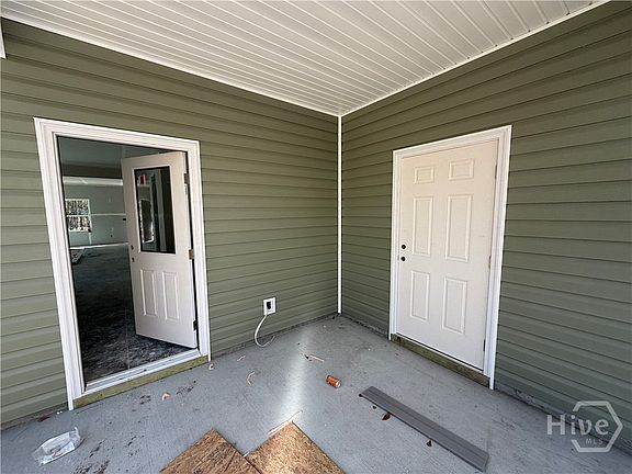 3rd image of 800 OF Lanier Road