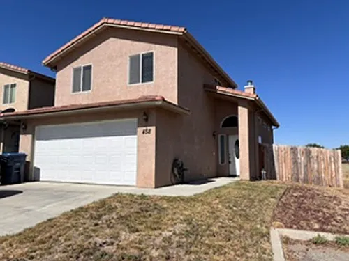 458 Sherwood Pl Photo 1