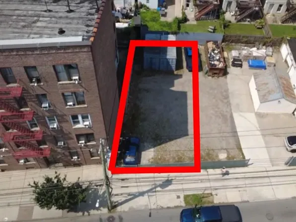 127 E 233rd Street, Bronx, NY 10470