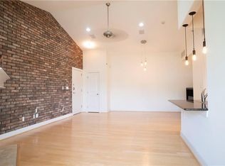 2216 Thornton Rd APT 433, Austin, TX 78704