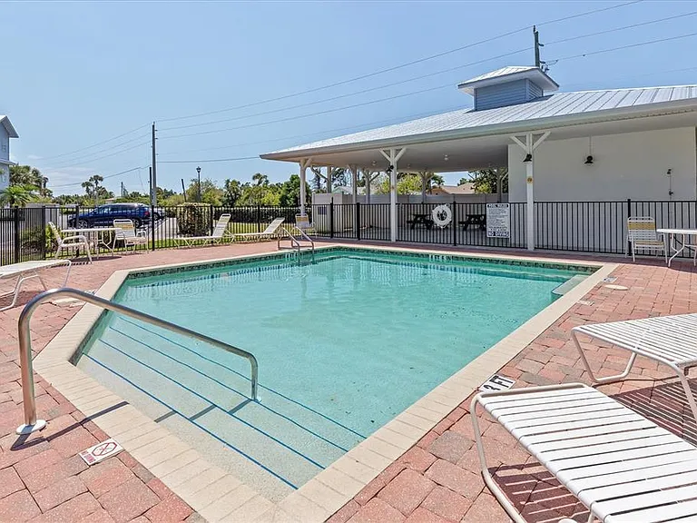 3923 Cape Haze Dr #302 — Photo 2