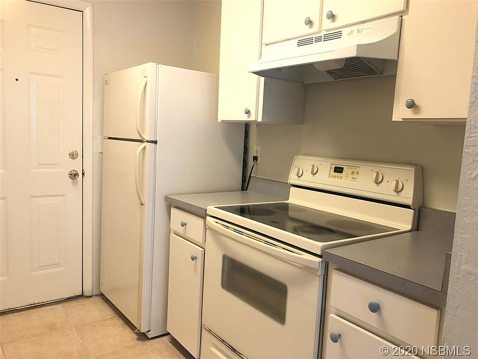 1st image of 200 Hepburn St APT 3