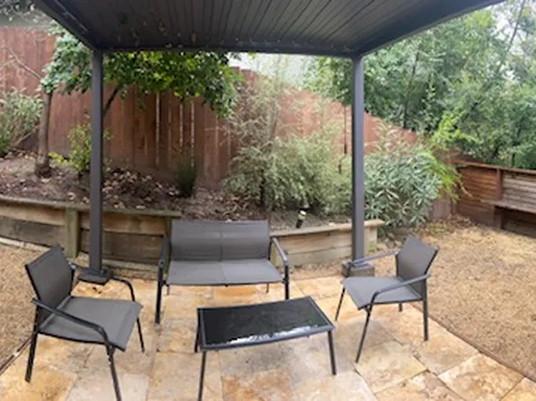 252 Manzanita Dr #1, Orinda, CA 94563