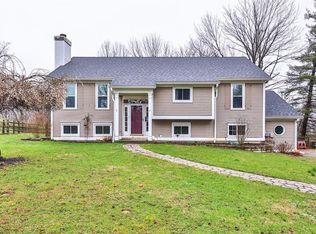 5173 Romohr Rd, Cincinnati, OH 45244