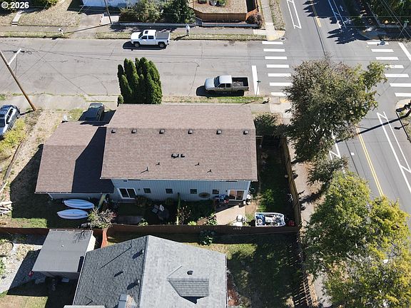 5th image of 3302 T St