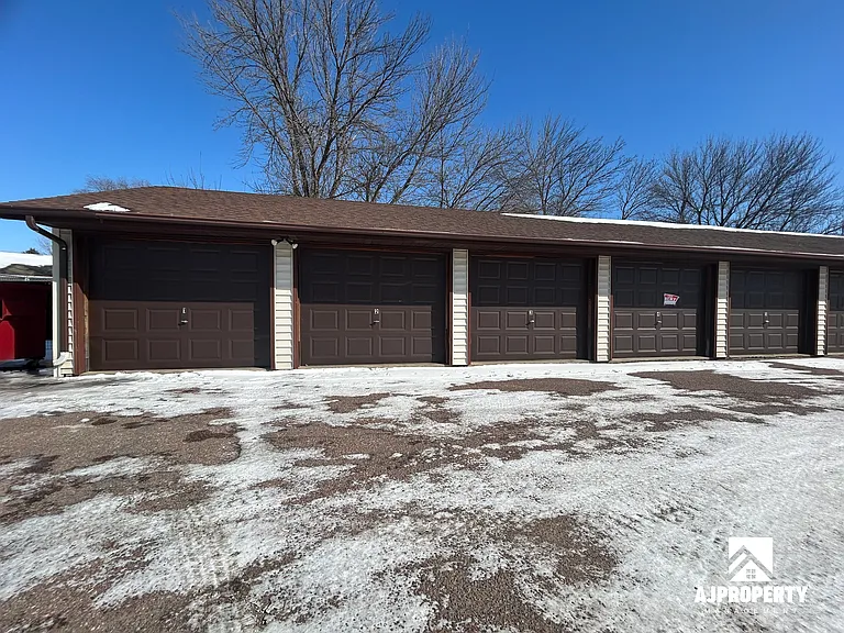 601 N Teton Dr #4 — Photo 13