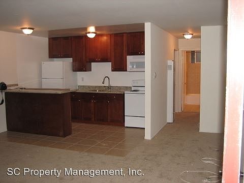 4th image of 32 Lundys Ln APT 11