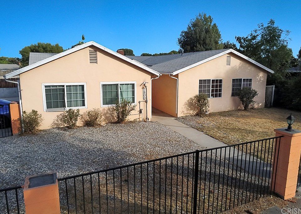 1st image of 7500 Fallbrook Ave