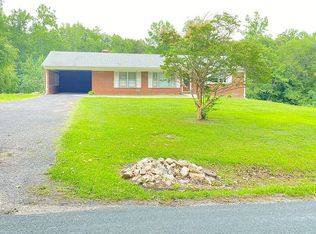 4656 Rolling Hill Rd, Red house, VA 23963