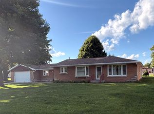 1106 Harmony Ave, Mazon, IL 60444