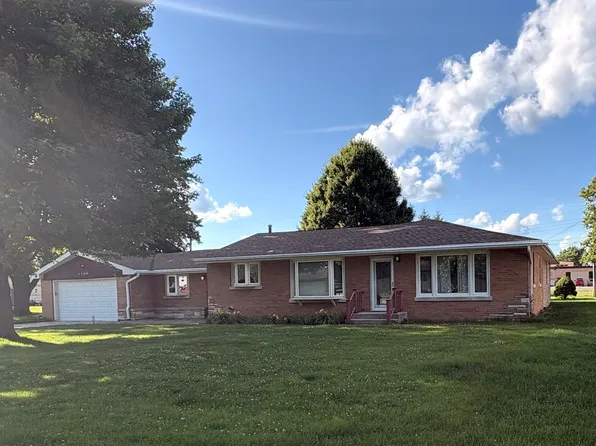 1106 Harmony Ave, Mazon, IL 60444