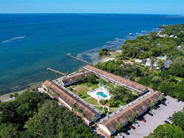 650 Pinellas Point Dr S APT 235, Saint Petersburg, FL 33705