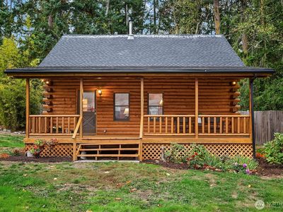 4 E Mountain View Road, Camano Island, WA, 98282