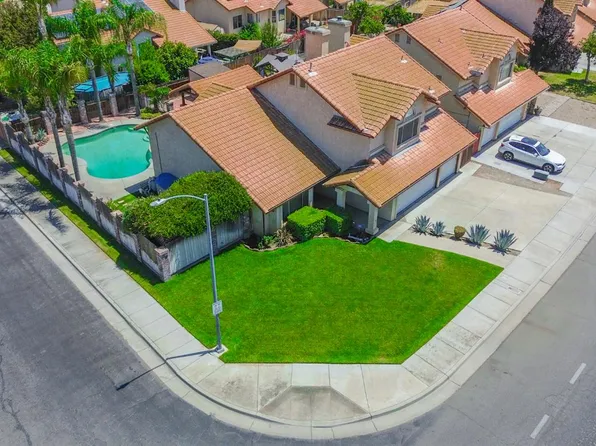 252 Stonewood Dr, Los Banos, CA 93635
