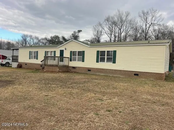 1565 Cobblestone Drive, Kinston, NC 28504