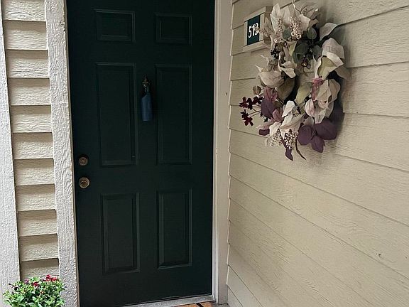 5th image of 500 SANDIRON Circle #513