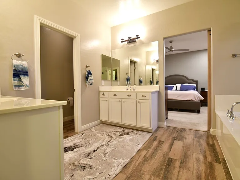 1120 Strada Cristallo — Photo 43