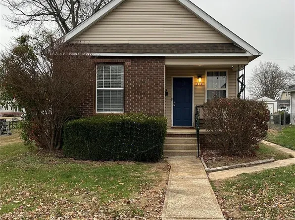 312 N Taylor Ave, Crystal City, MO 63019