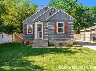 555 W 21st St, Holland, MI
